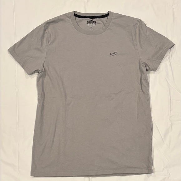 Holister T-Shirts - Picture 10 of 13